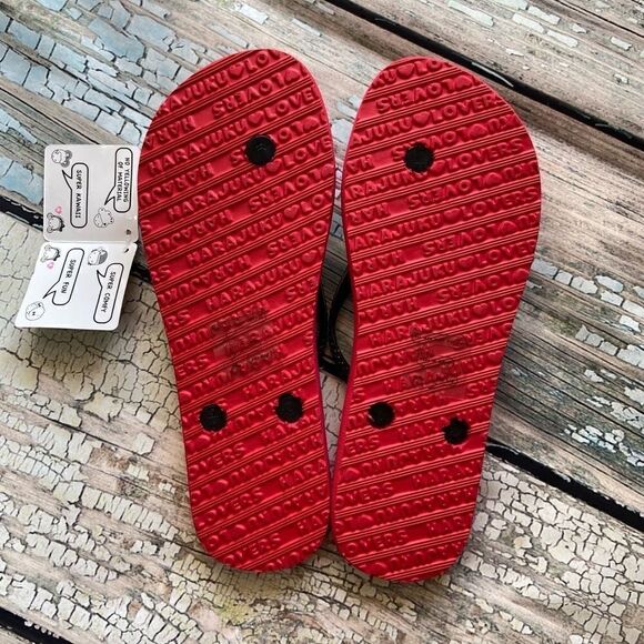 Harajuku Lovers by Gwen Stefani LOVE Flip Flops - Picture 4 of 5